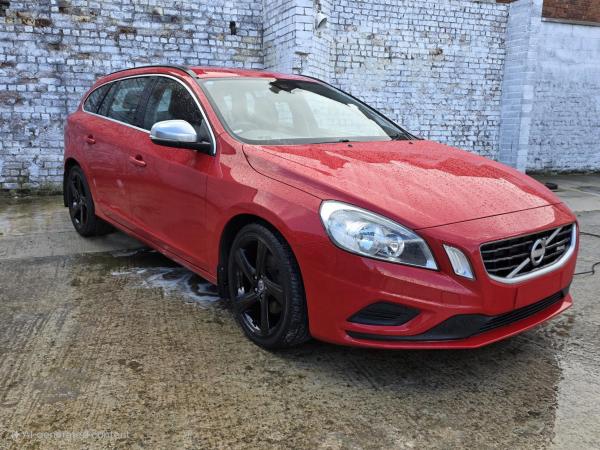 Volvo V60 1.6D DRIVe R-Design Estate 5dr Diesel Manual Euro 5 (s/s) (115 ps)