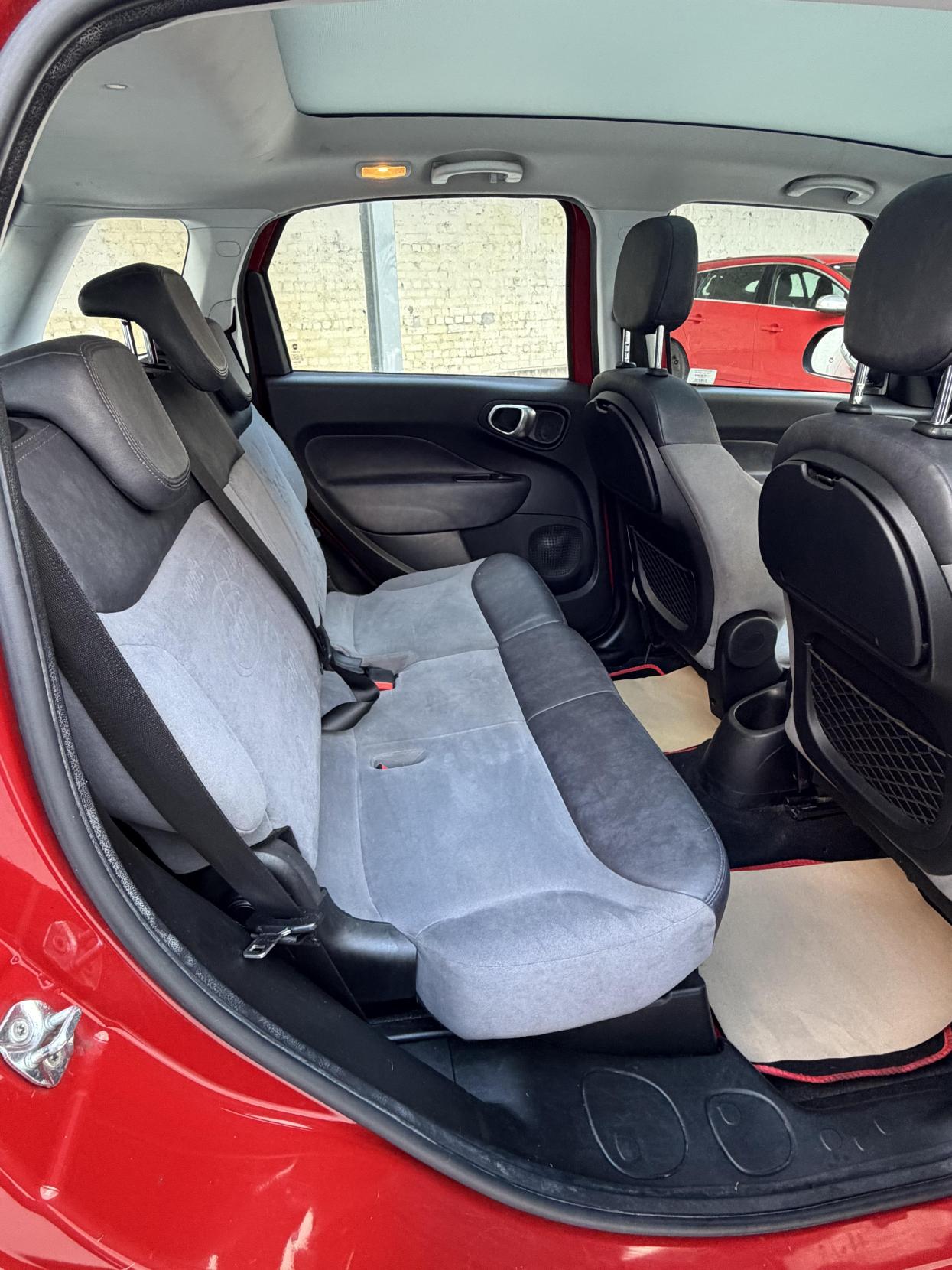 Fiat 500L 1.6 MultiJet Lounge MPV 5dr Diesel Manual Euro 5 (s/s) (105 bhp)